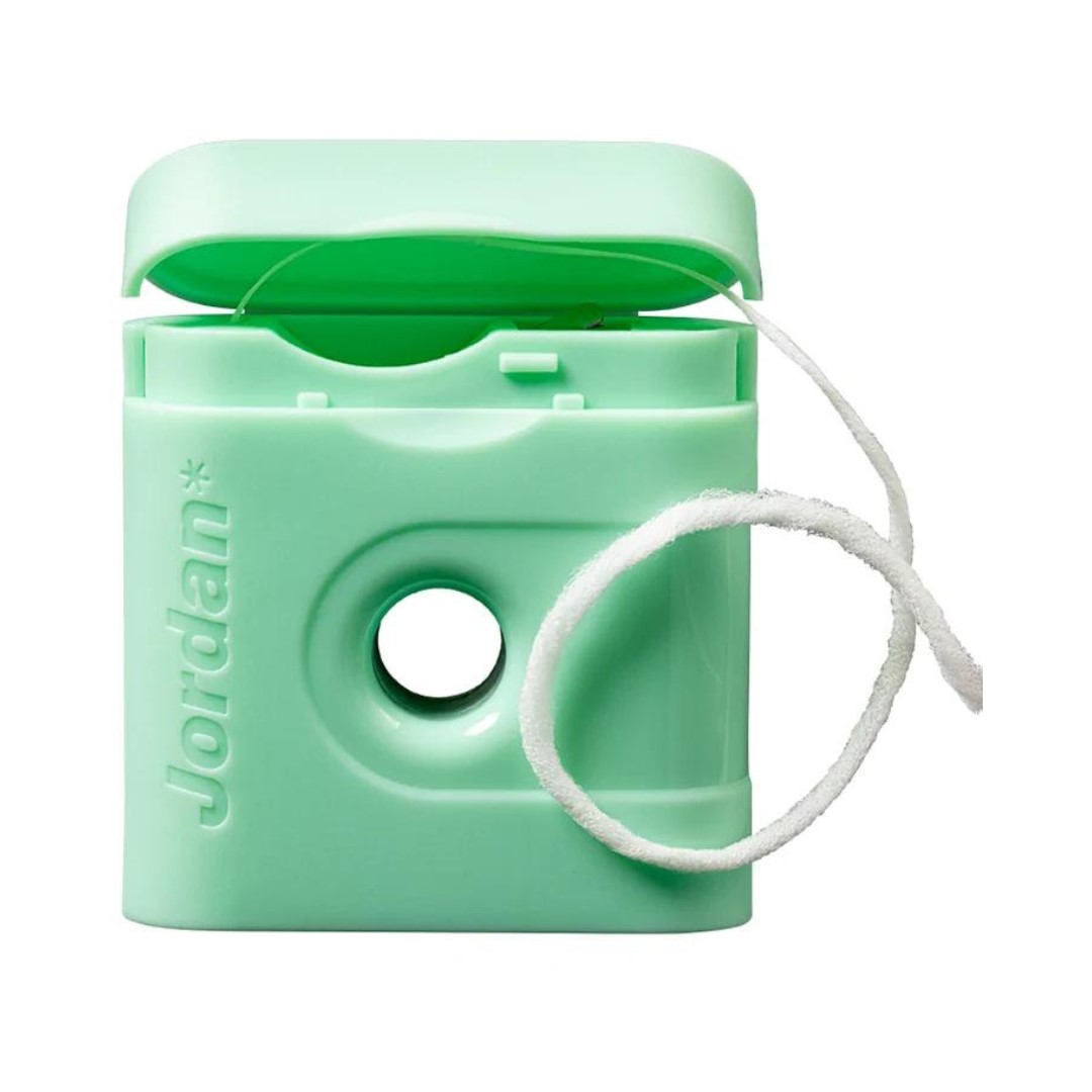 JORDAN Expand Fresh 25 m Раздуващ се конец за чувствителни зъби и венци и широки простр.